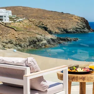 κάντε κράτηση εδώ