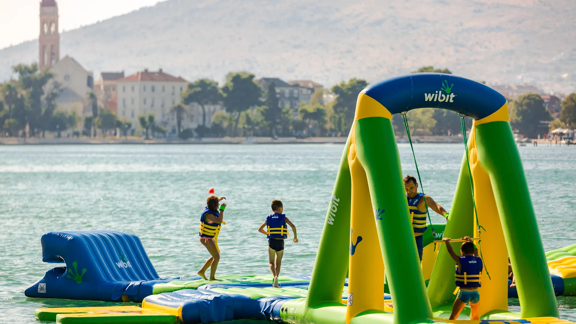 Hotel Brown Beach House & Spa Trogir 4*,  Kroatien